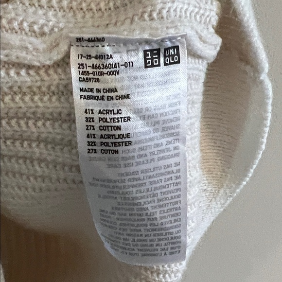 Uniqlo Cream Ribbed Knit V-Neck Top - Picture 5 of 5